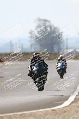 media/Sep-20-2025-TrackDaz (Sat) [[27f0cde673]]/B Group/220pm (Turn 9)/